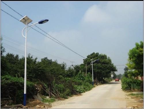 湖南郴州桂东led路灯 桂东6米路灯 太阳能路灯厂家价格